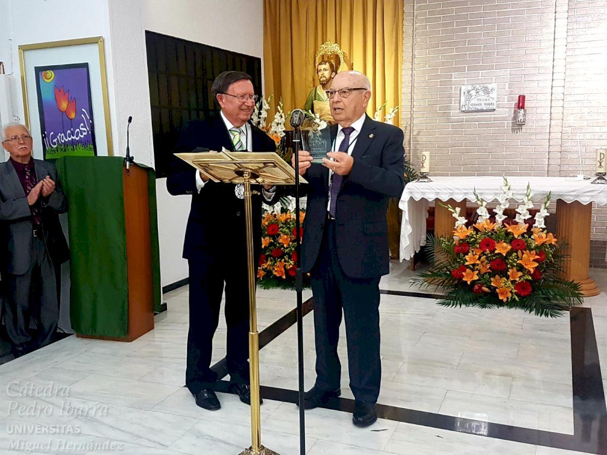 2018.. Medalla de la Asociación de Amigos de San Crispín y pregonero de las fiestas en 2019